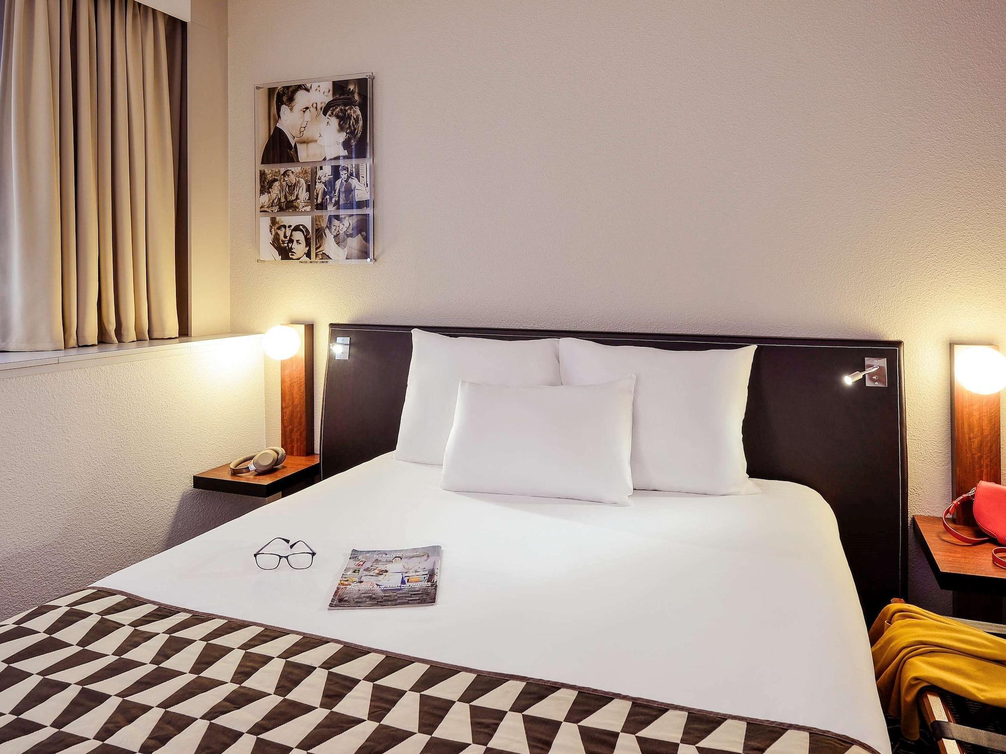 Hotel Mercure Lyon Centre Lumiere Exterior photo